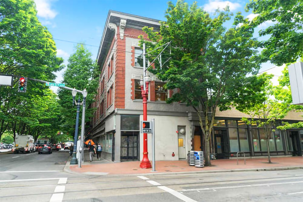 Downtown Portland Restaurant Lease Opportunity: 5 NW 5th Ave, Portland, OR 97209